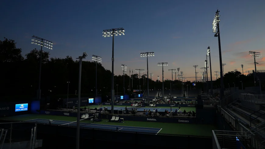 At the US Open, tennis stars shine under dark sky-friendly outdoor lights