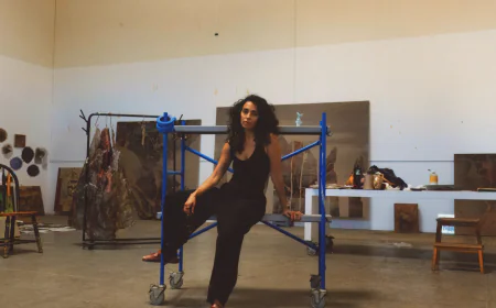 Forced to Flee Two Homes, a Painter Finds a Refuge on Canvas