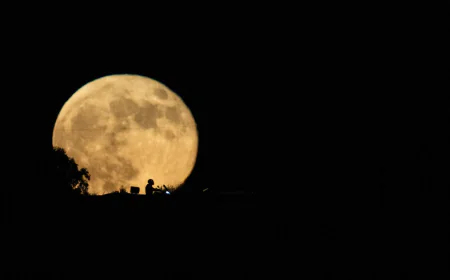Supermoon will appear tonight. Here's what to know.