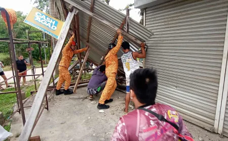 A second powerful earthquake strikes off the Philippines; first one kills at least 5