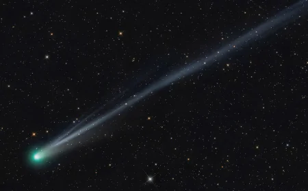 Two green comets shine bright. How to spot them in the night sky