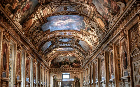 The Louvre’s Attraction Is Its History. That’s Also Its Weakness.