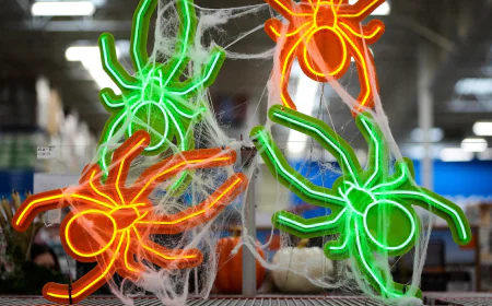 One Tech Tip: Keeping up with your Halloween trick-or-treaters with these tricks