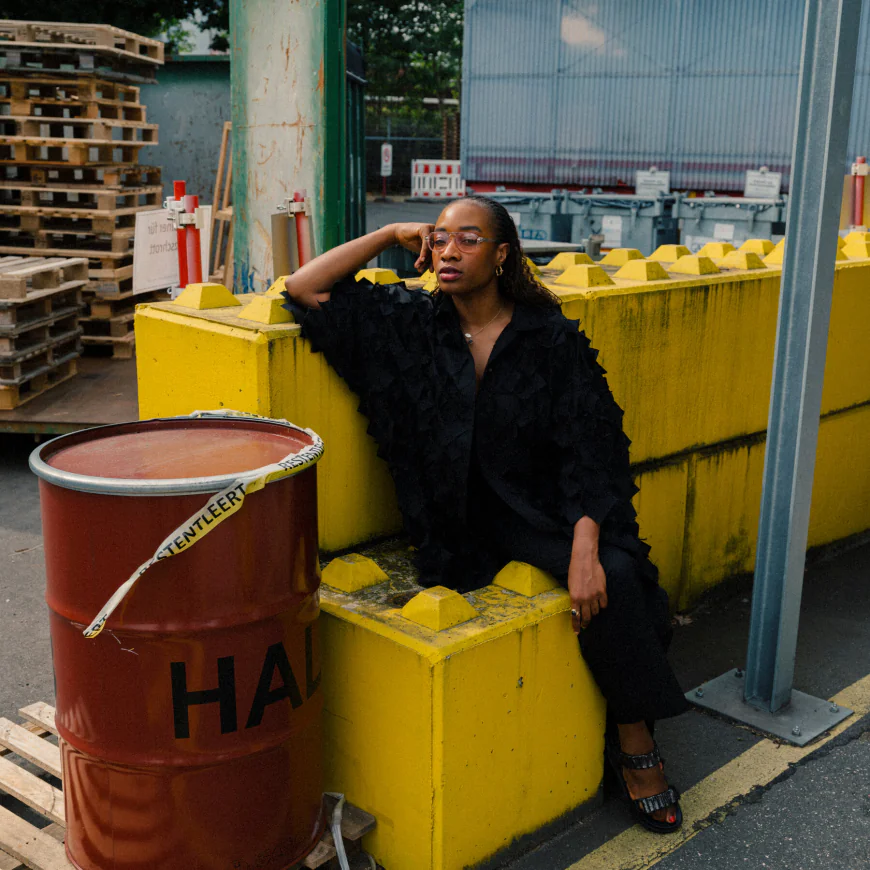 She Sees Beauty in Black Men at Work. She Won’t Apologize for That.