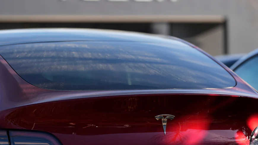 Tesla offers cheaper versions of 2 electric vehicles in bid to win back market share in tough year