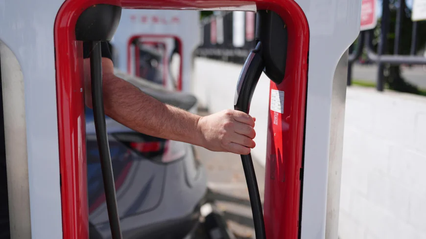 Study finds EVs quickly overcome their energy-intensive build to be cleaner than gas cars