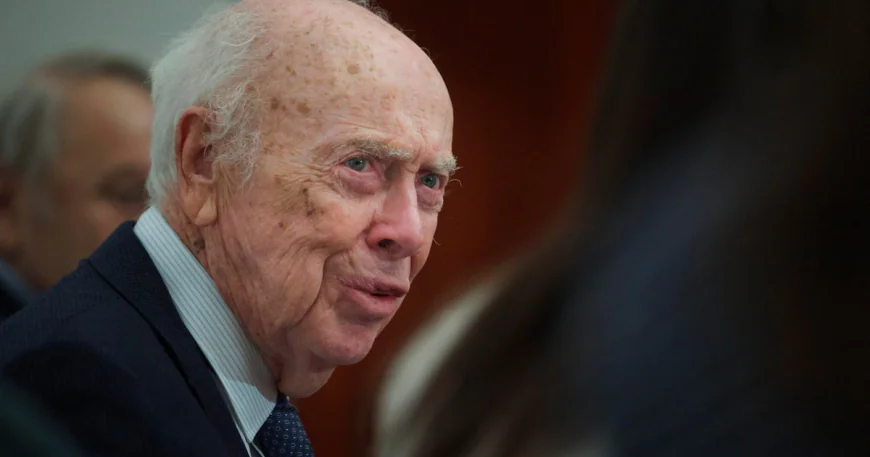 James Watson, co-discoverer of the shape of DNA, dies at 97