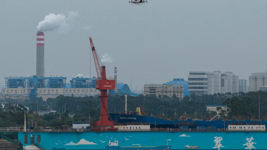 Takeoff of China's flying taxis hits turbulence