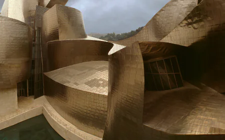 Frank Gehry: 12 Essential, Stunning Projects