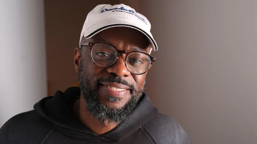 Can AI ever be funny? Some comedians embrace AI tools but they're still running the show