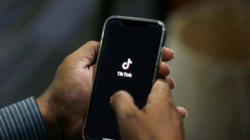 TikTok signs deal to sell US unit to American investors