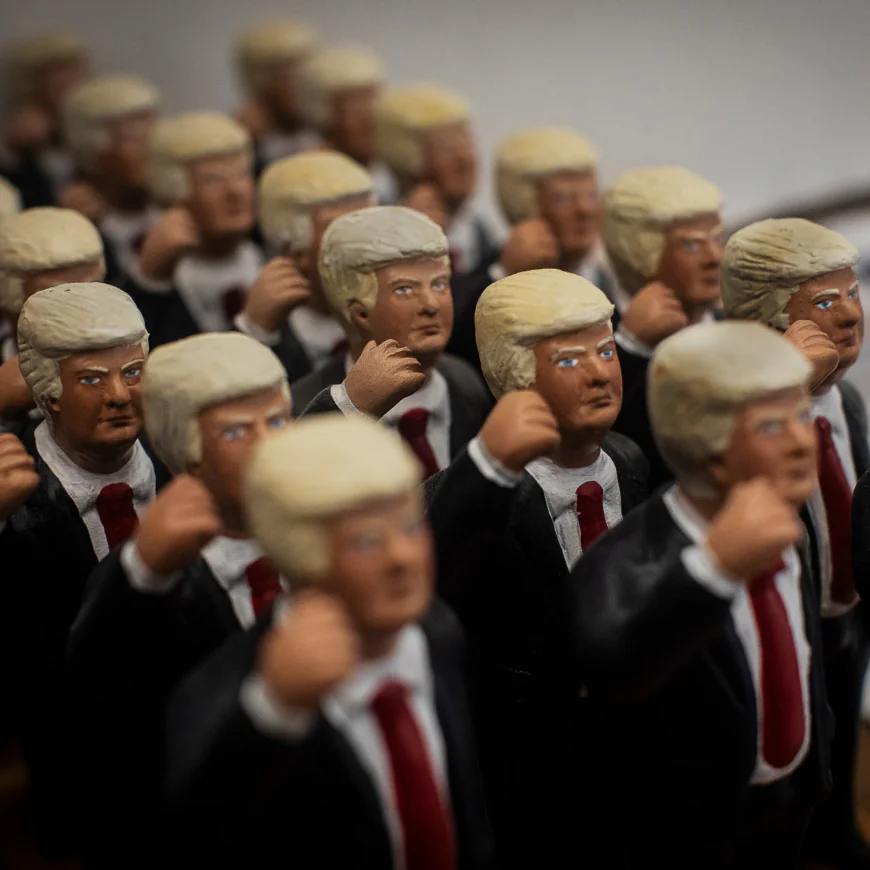 Italian Artisans Add Figurines of Donald Trump to Nativity Scenes
