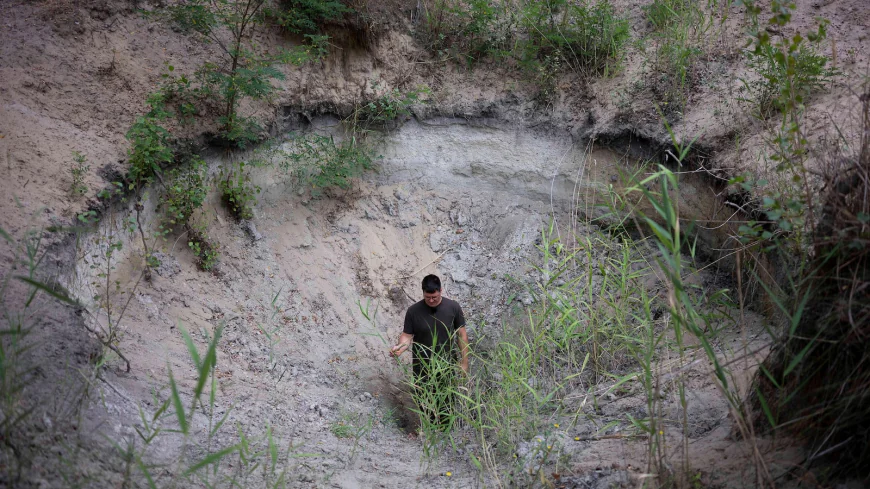 Hungary's 'water guardian' farmers fight back against desertification