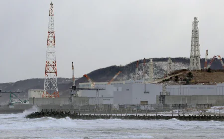 Nuclear reactor owned by Fukushima plant operator TEPCO suspends hours-old restart