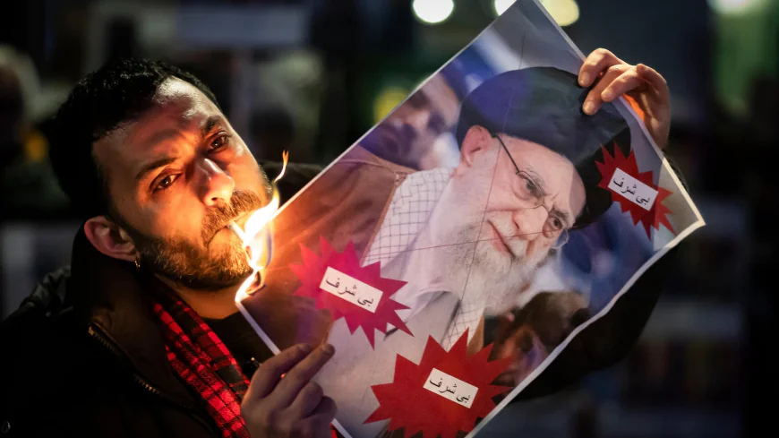 She set a photo afire, and became a symbol of resistance for Iran protesters